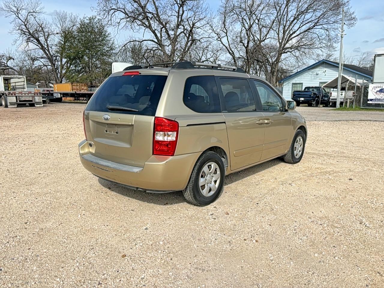 2008 KIA SEDONA