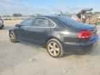 2012 VOLKSWAGEN Passat