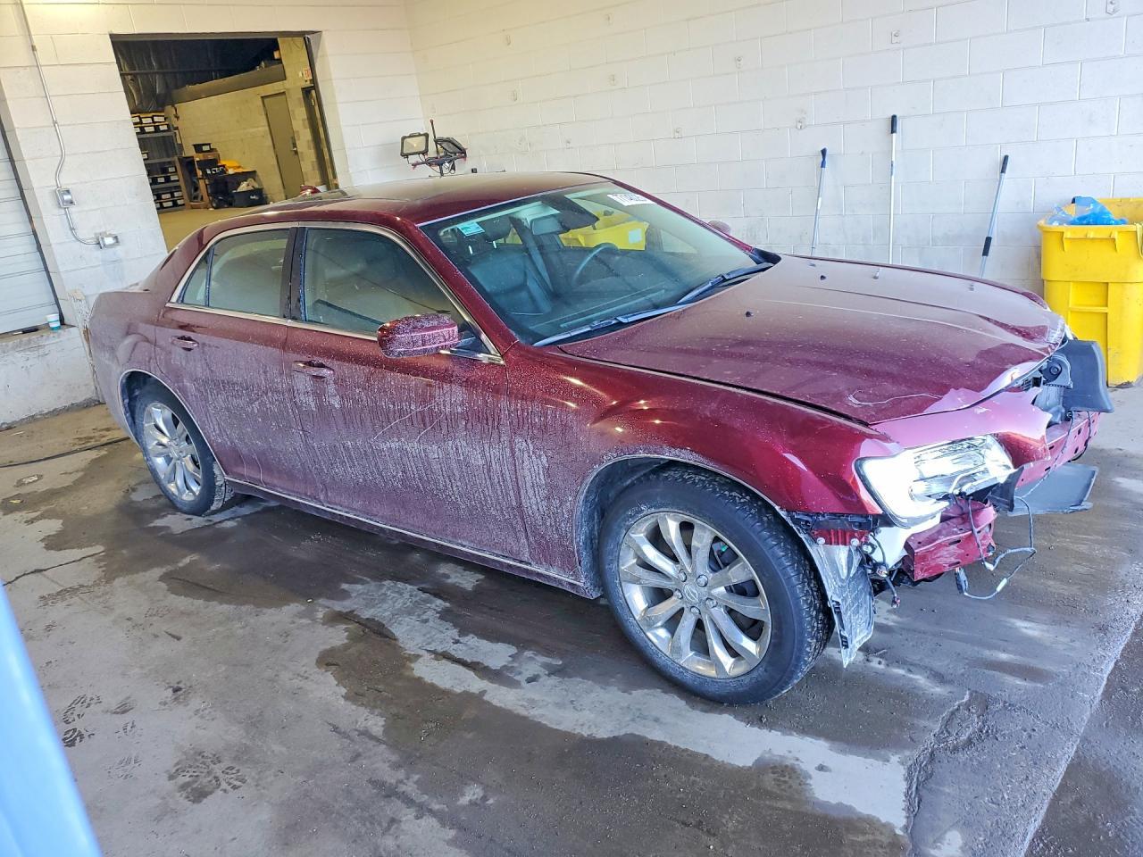 2020 CHRYSLER 300