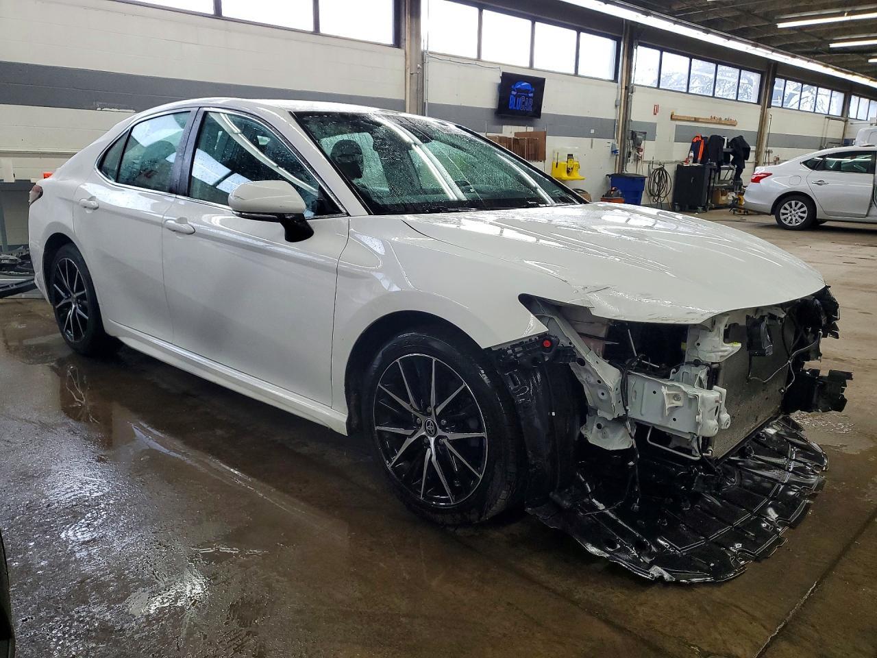 2022 TOYOTA CAMRY