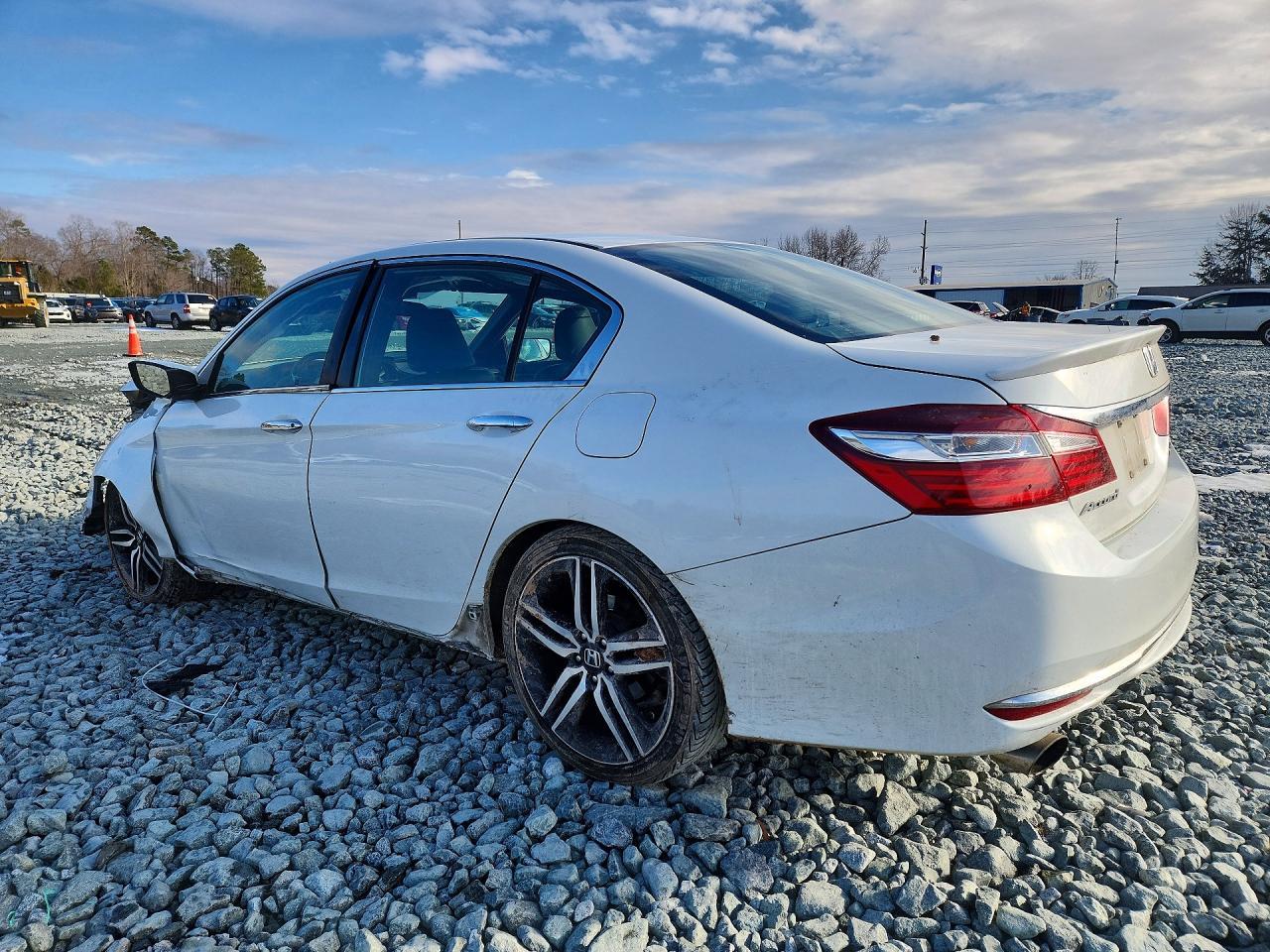 2017 HONDA ACCORD