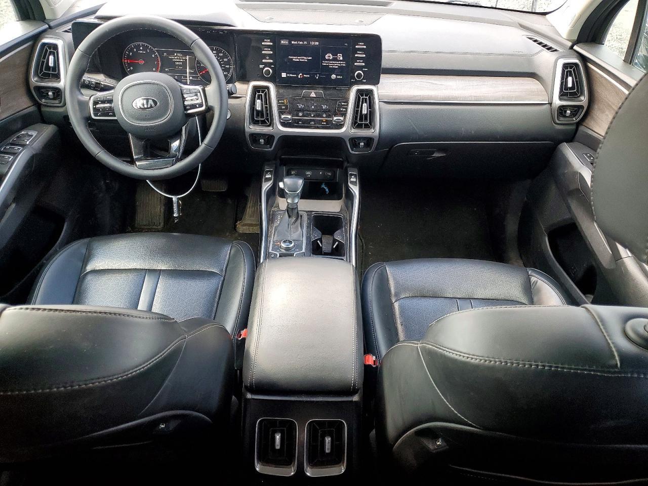 2021 KIA SORENTO