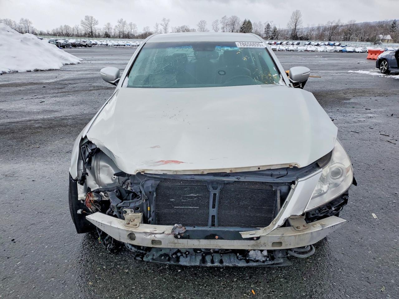 2013 HYUNDAI GENESIS