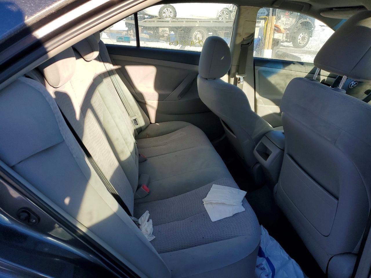 2011 TOYOTA CAMRY
