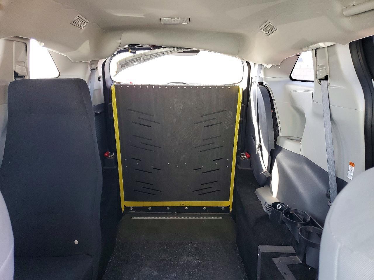 2024 TOYOTA SIENNA