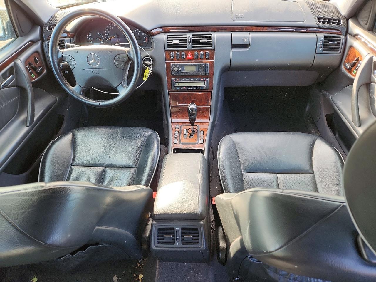 2001 MERCEDES-BENZ E-Class