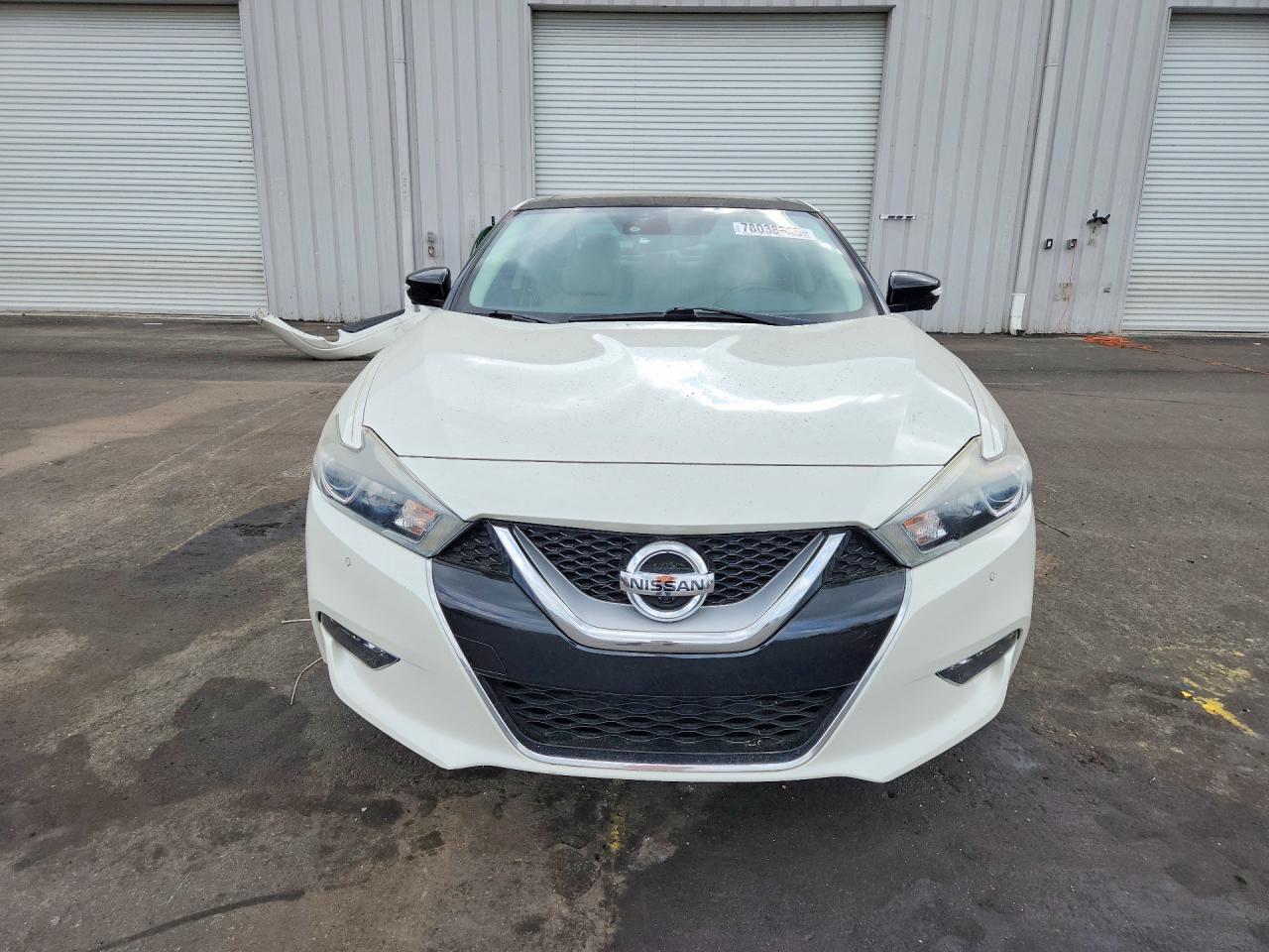 2017 NISSAN Maxima
