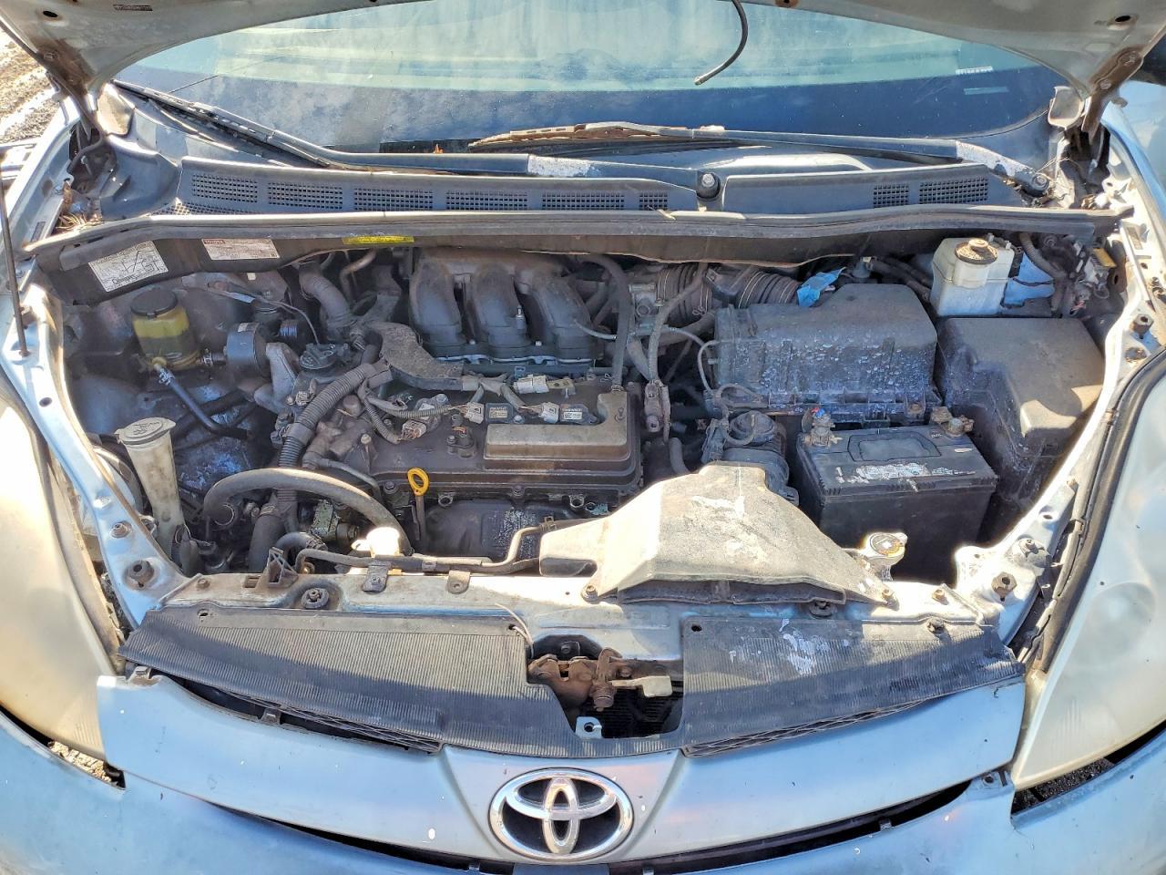 2008 TOYOTA SIENNA