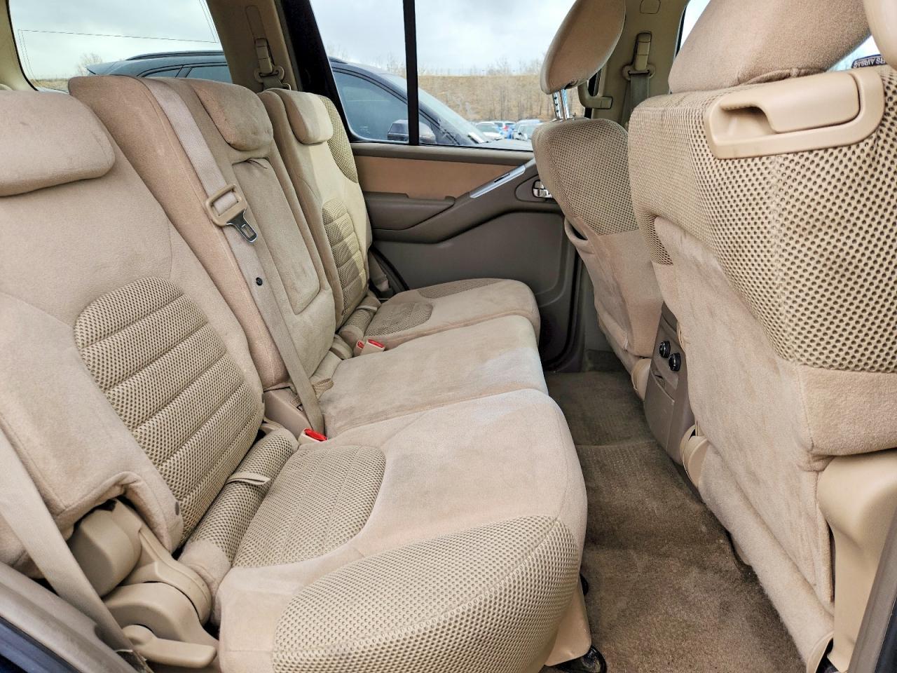 2011 NISSAN PATHFINDER
