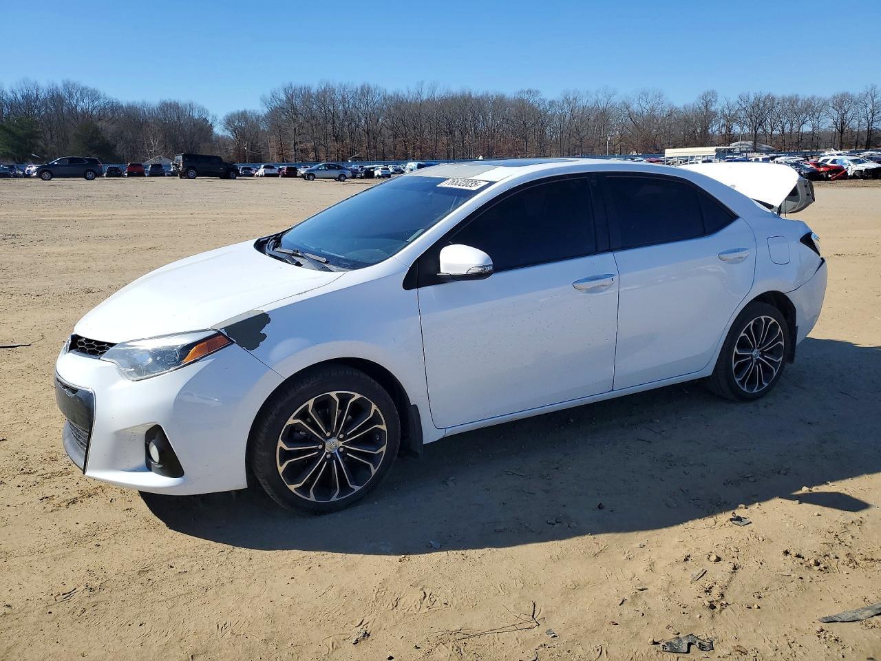 2015 TOYOTA COROLLA