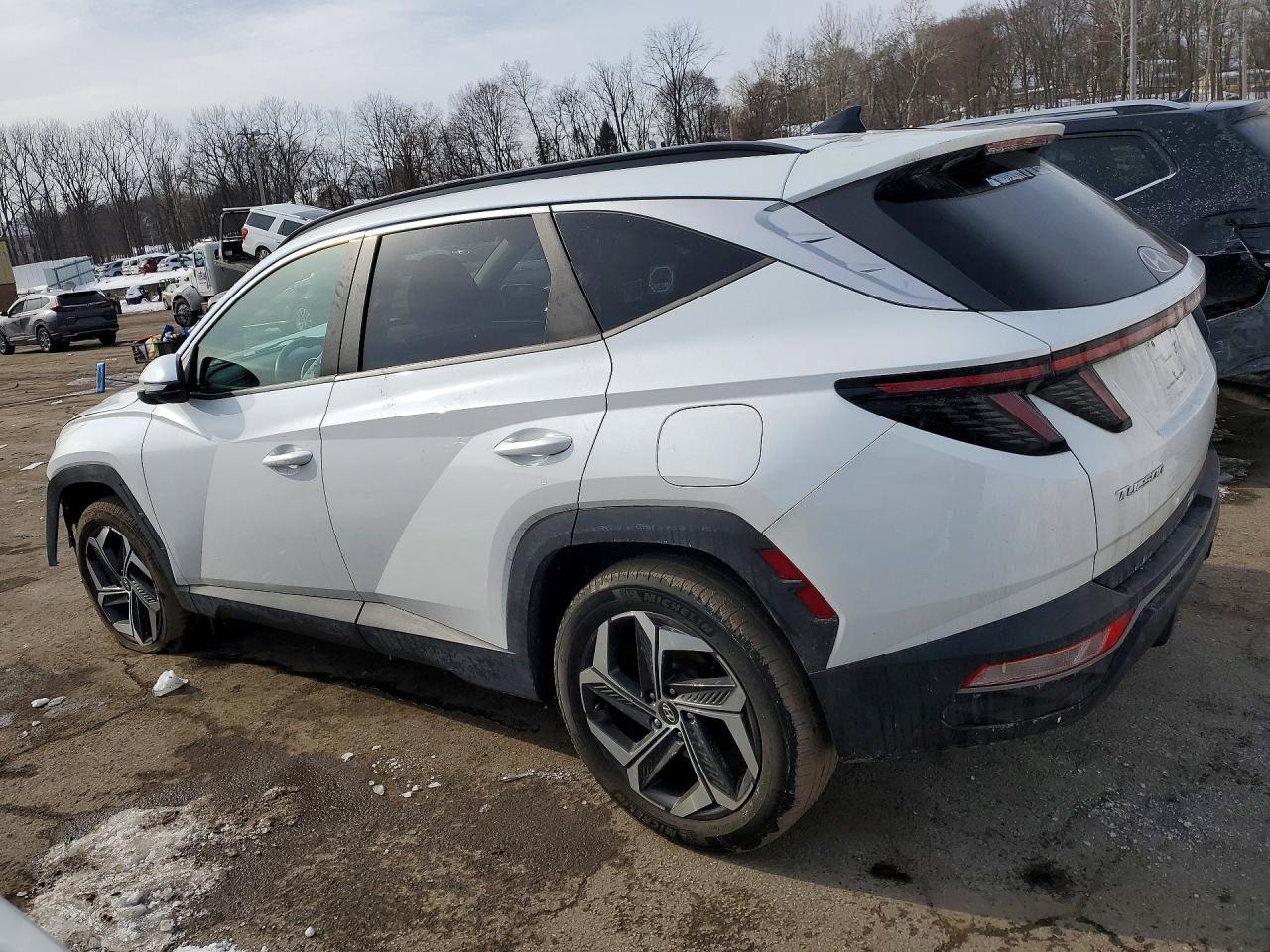 2022 HYUNDAI TUCSON