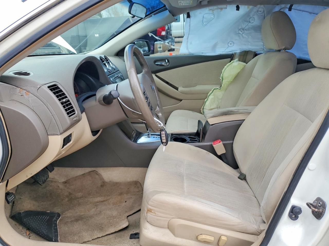2010 NISSAN ALTIMA