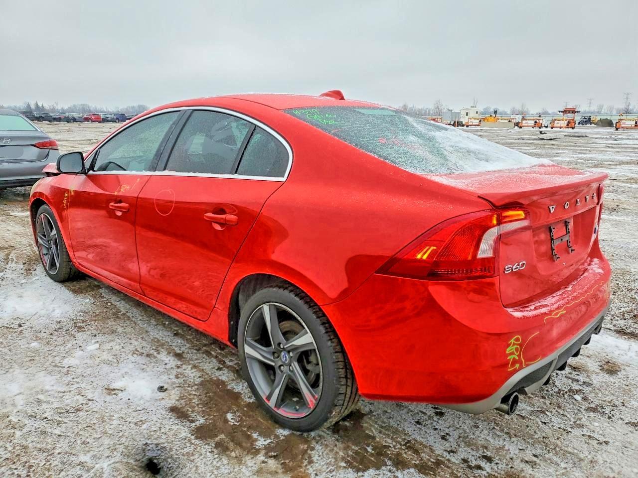 2013 VOLVO S60