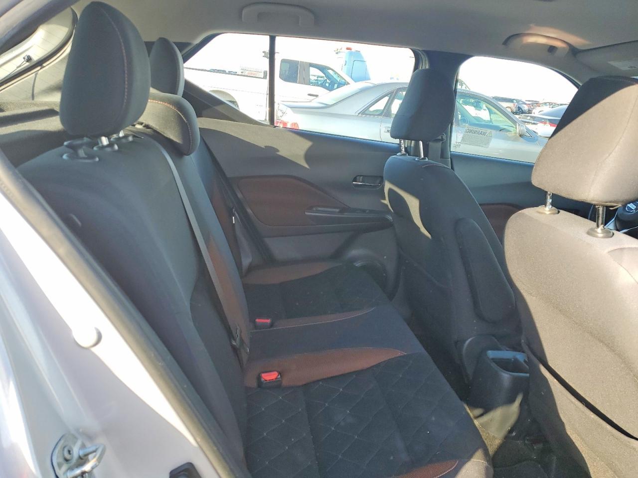 2019 NISSAN KICKS