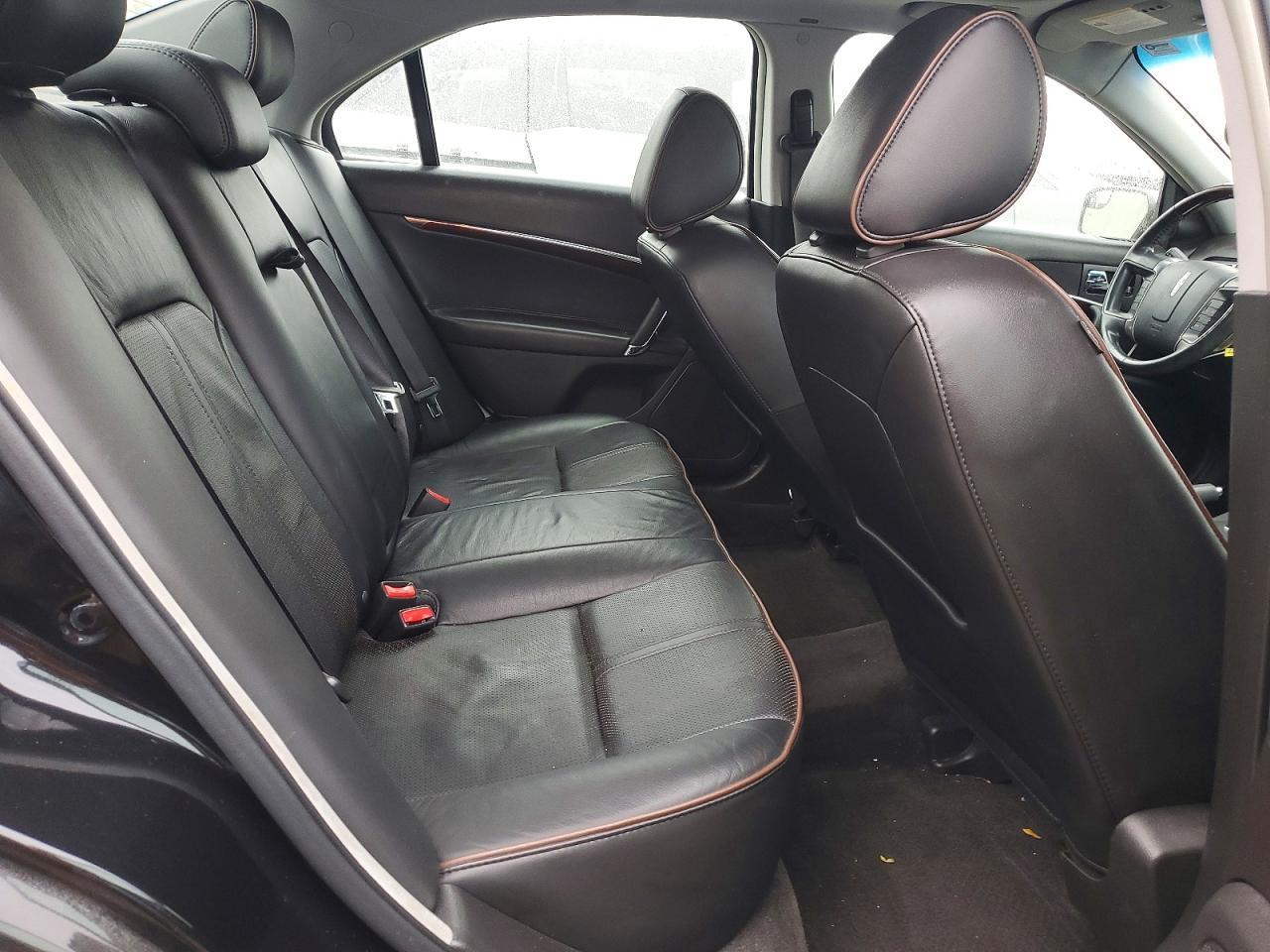 2011 LINCOLN MKZ