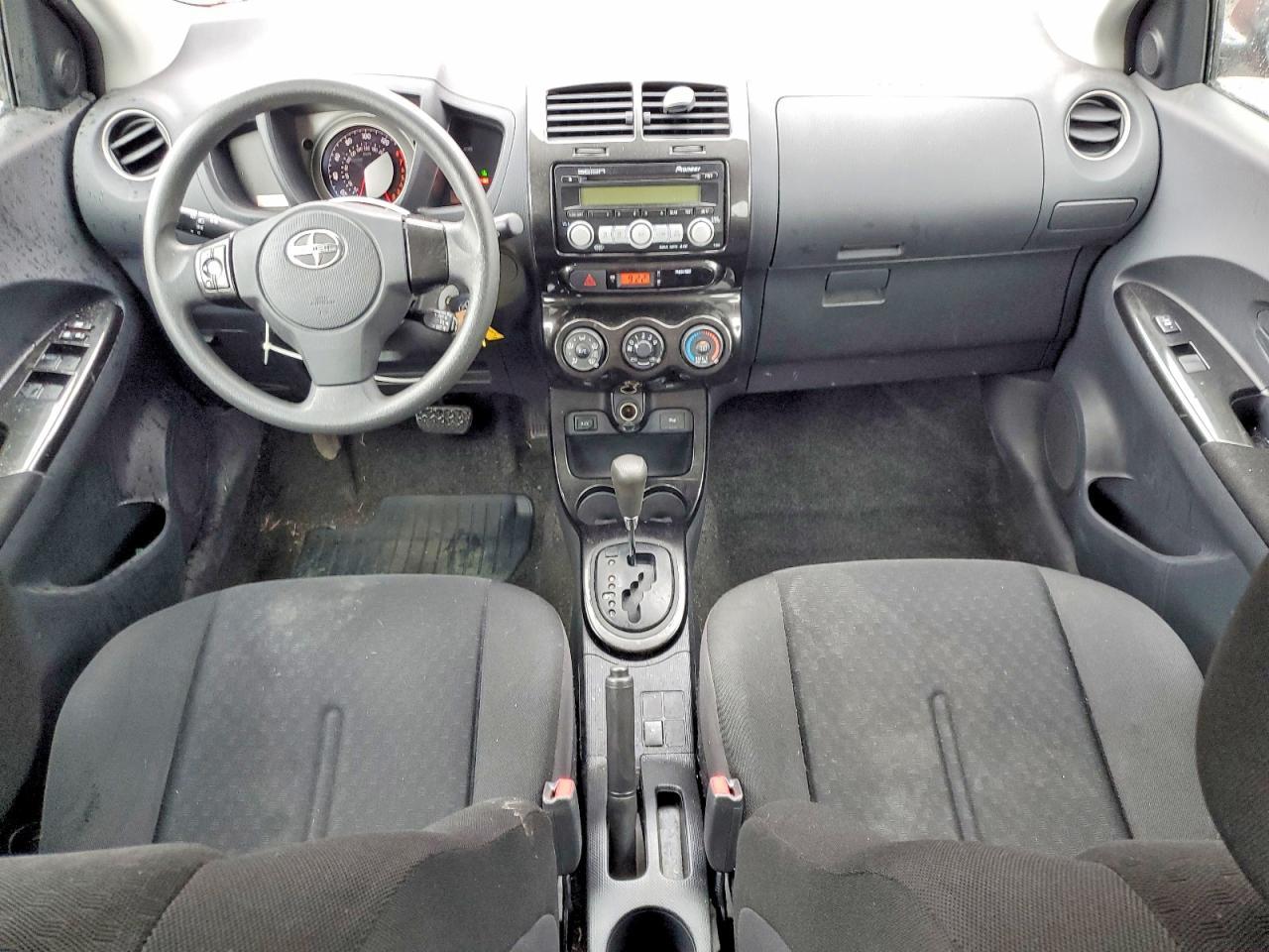 2009 TOYOTA SCION