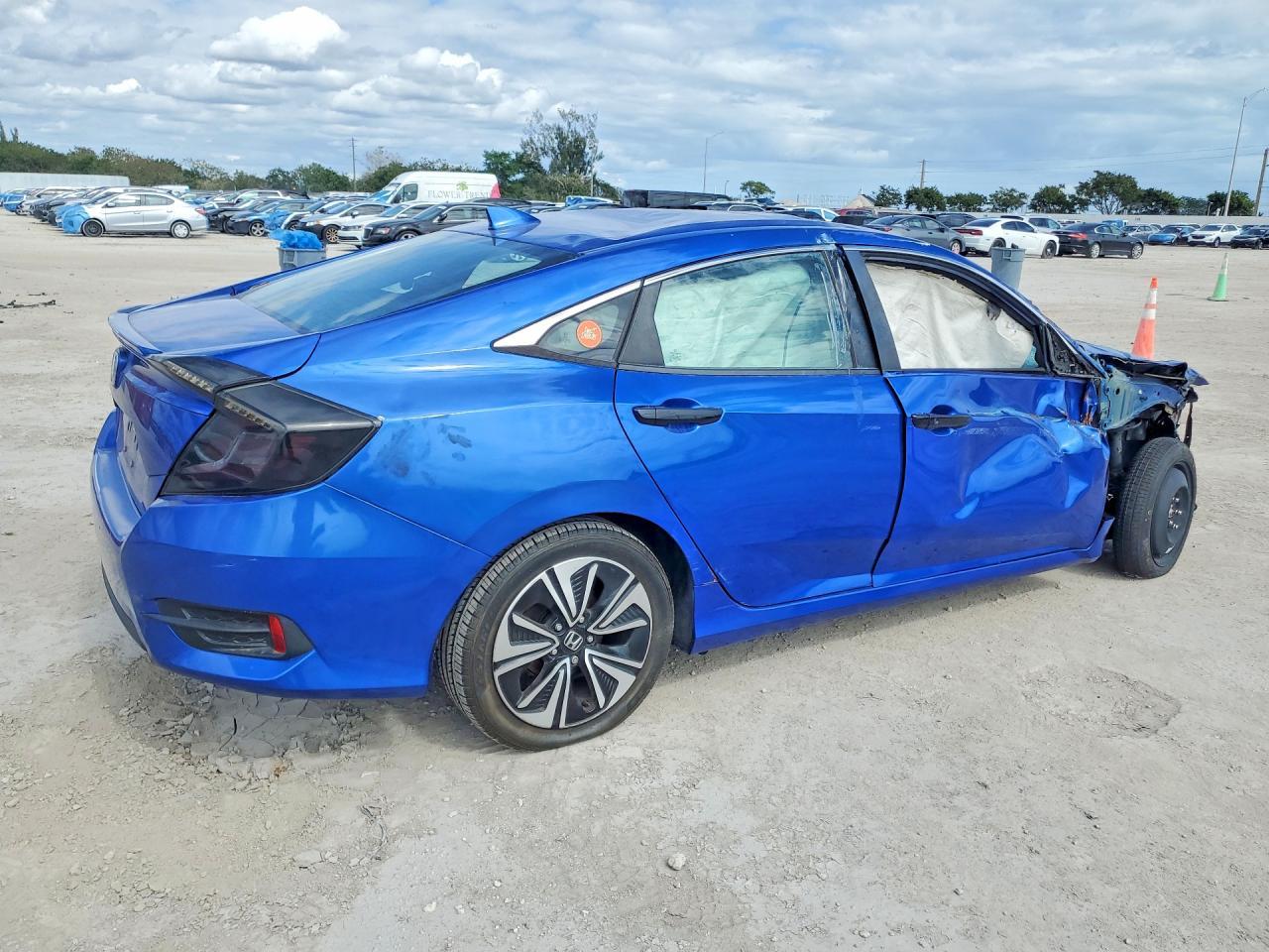 2016 HONDA CIVIC