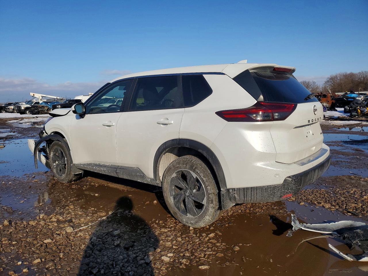 2025 NISSAN ROGUE