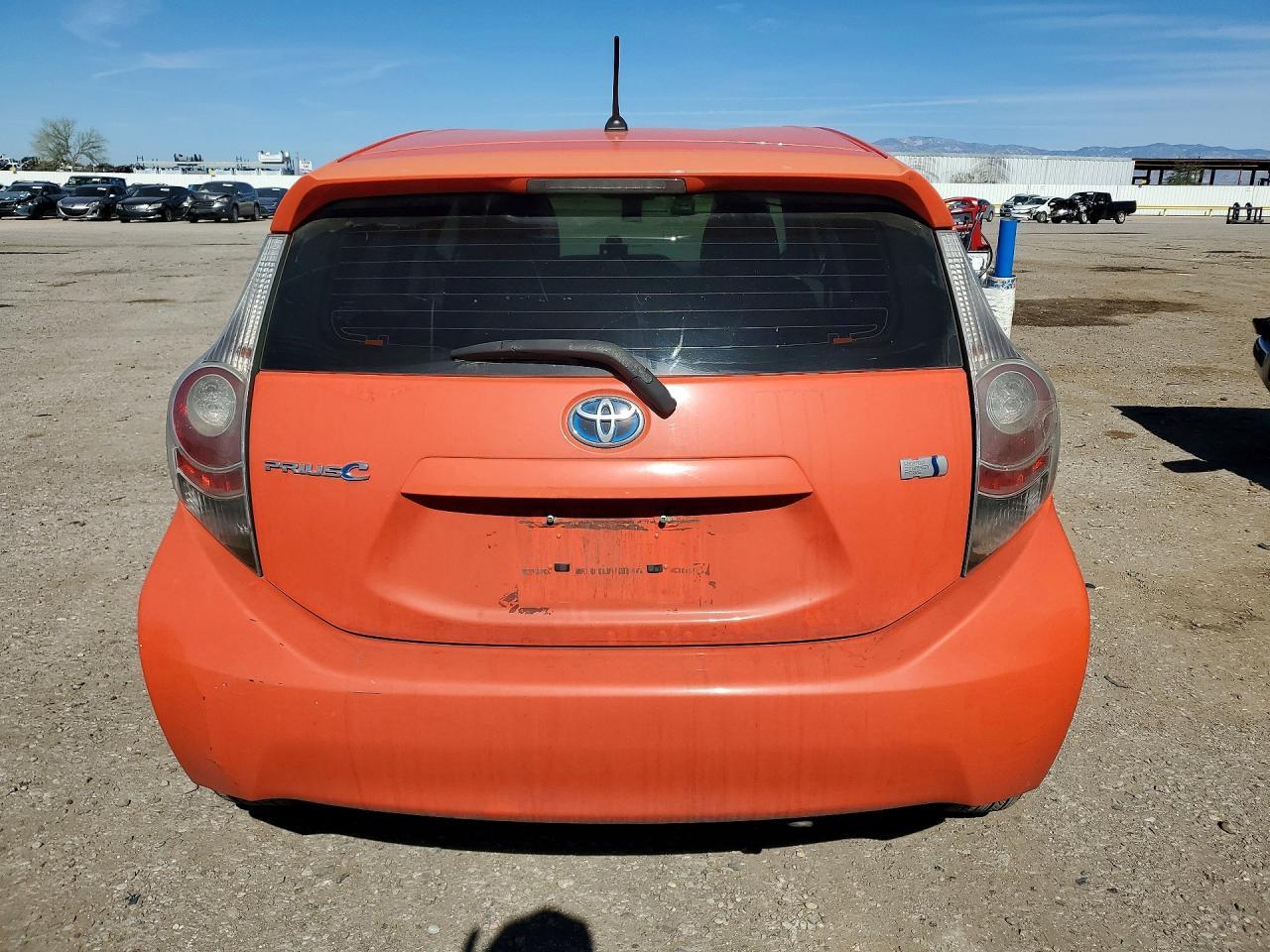 2012 TOYOTA Prius c