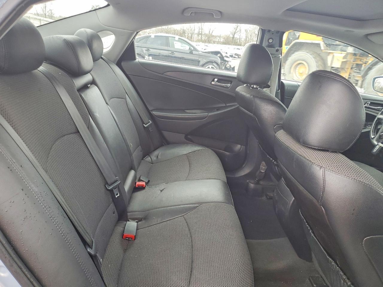 2013 HYUNDAI SONATA