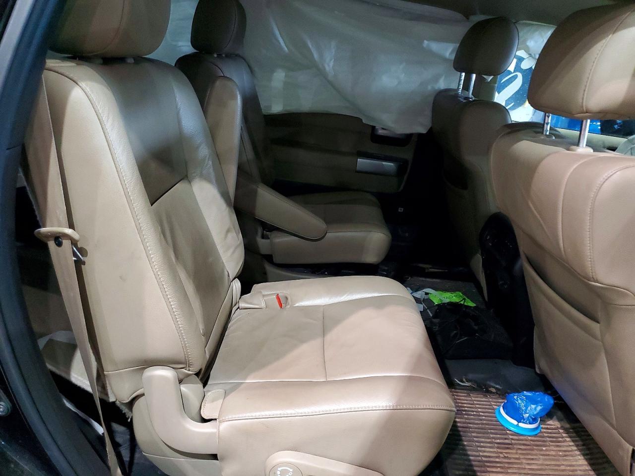 2018 TOYOTA Sequoia