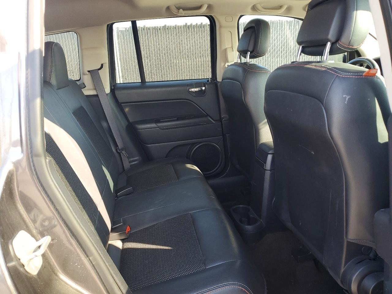 2016 JEEP Compass