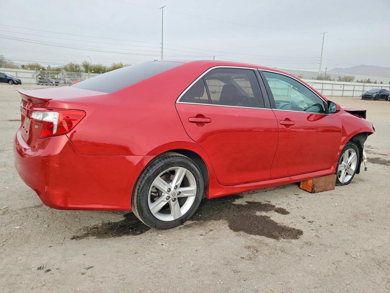2014 TOYOTA CAMRY
