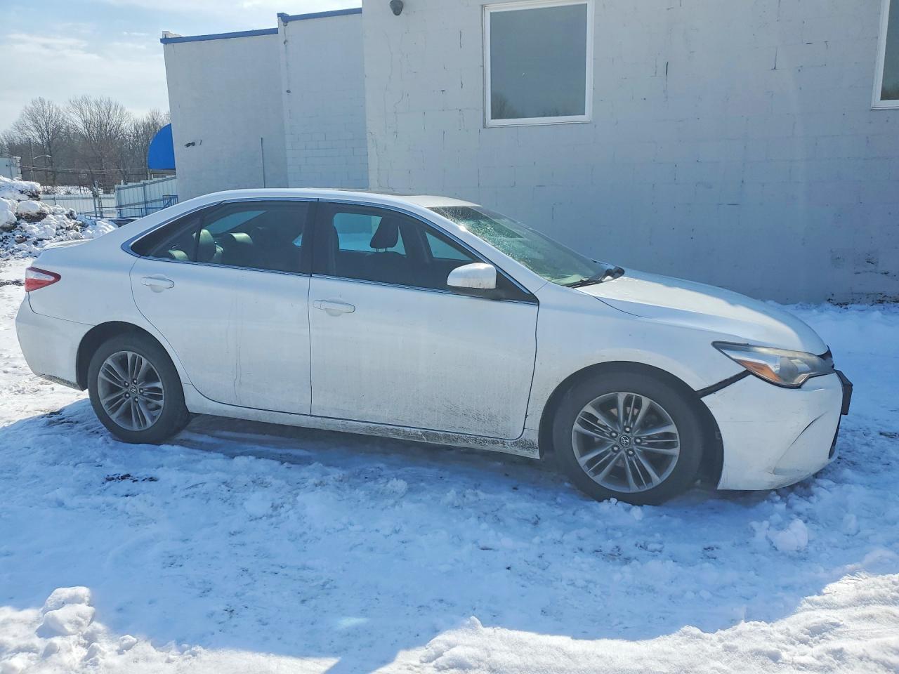 2017 TOYOTA CAMRY