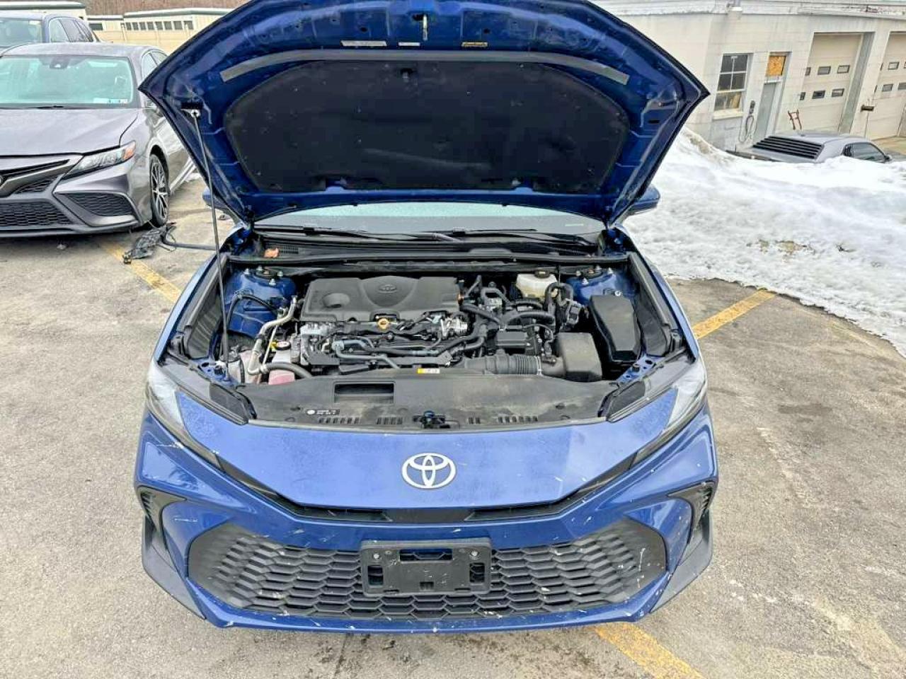2025 TOYOTA CAMRY