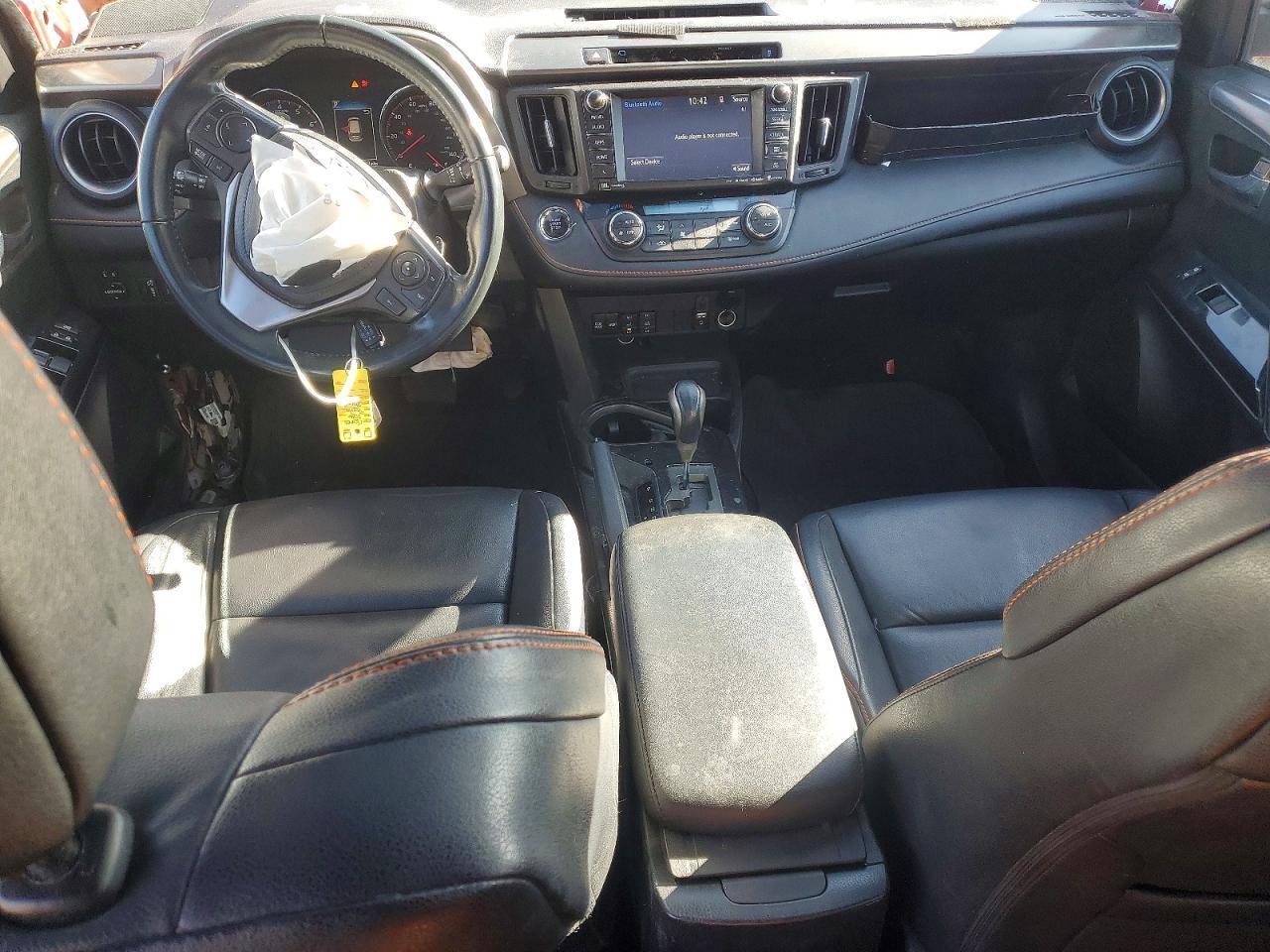 2016 TOYOTA RAV4