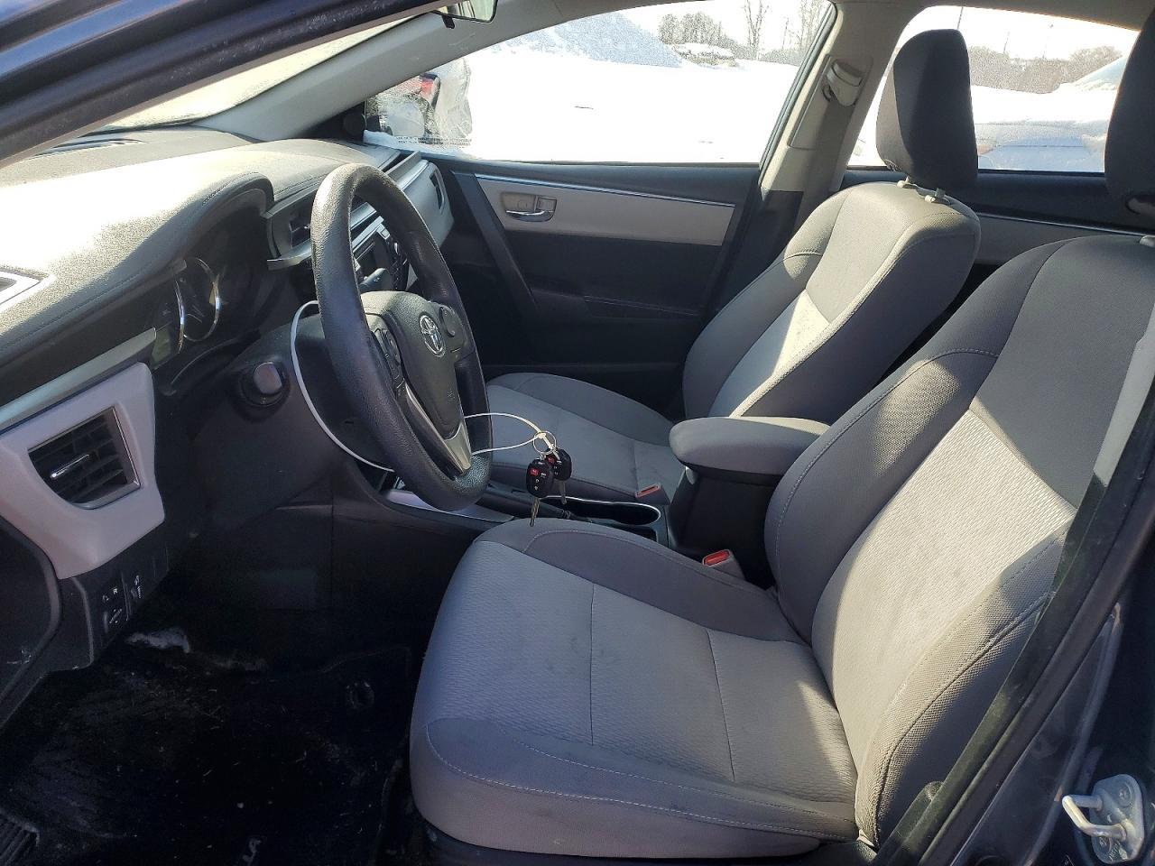 2015 TOYOTA COROLLA
