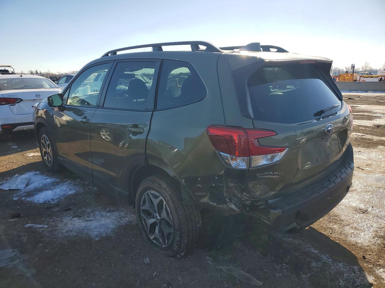 2023 SUBARU FORESTER