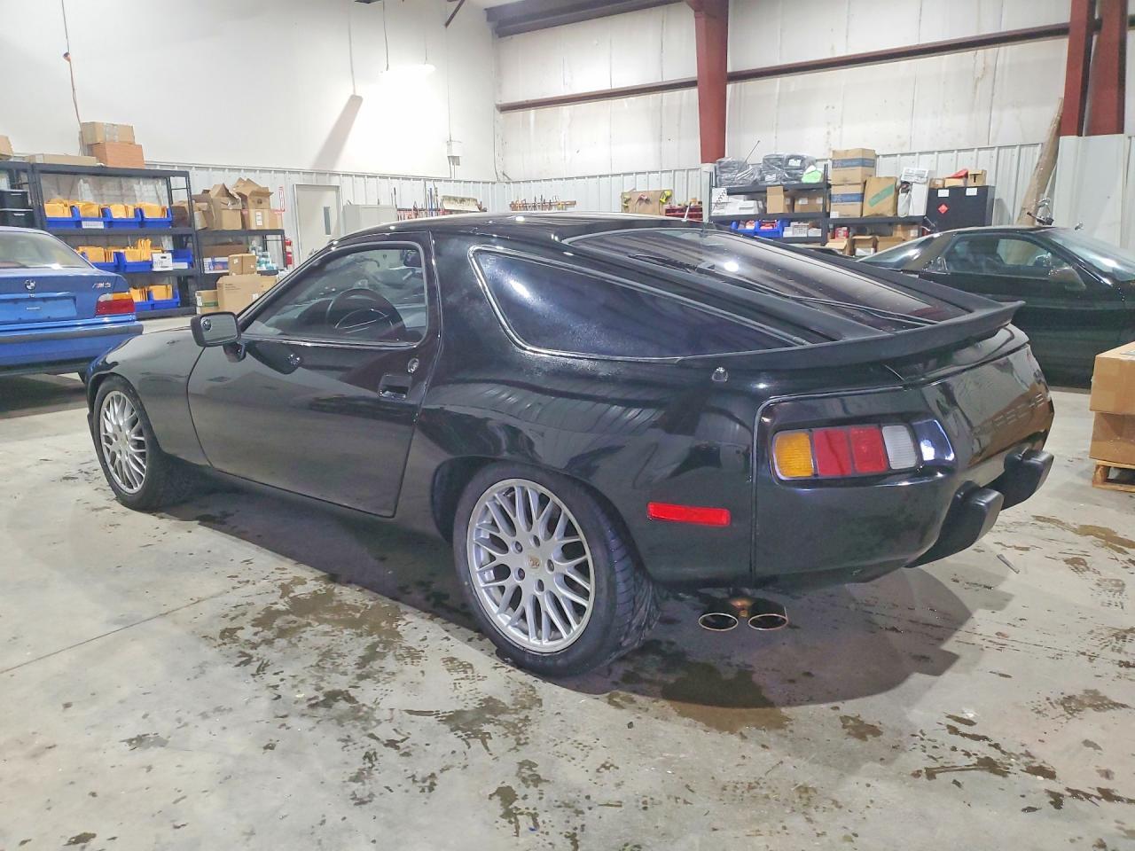 1982 PORSCHE 928