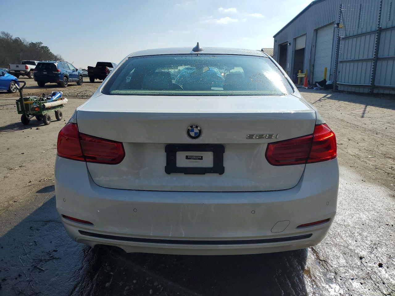 2016 BMW 3 SERIES