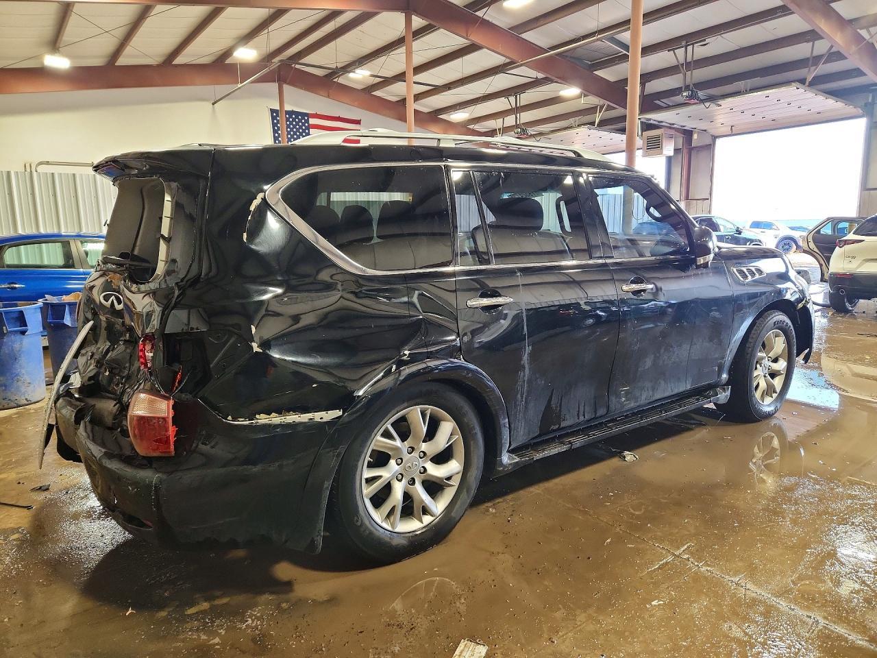 2011 INFINITI QX56