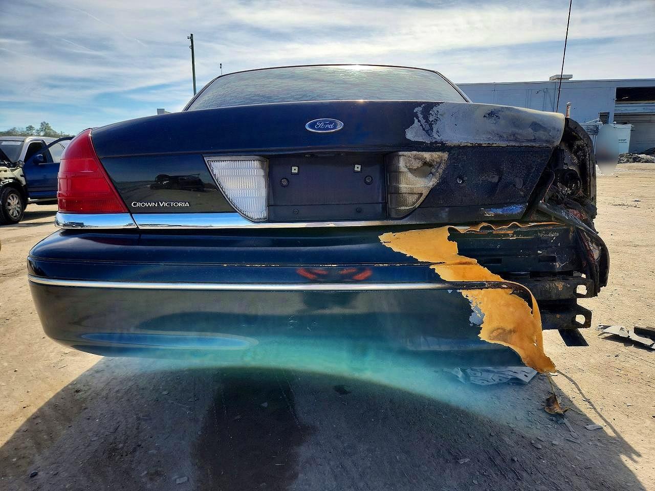 2005 FORD Crown Victoria