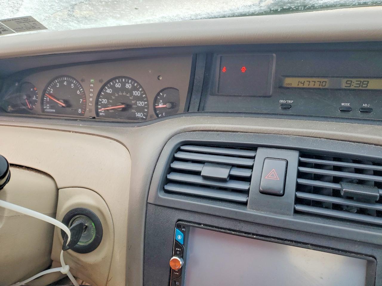 2004 TOYOTA Avalon