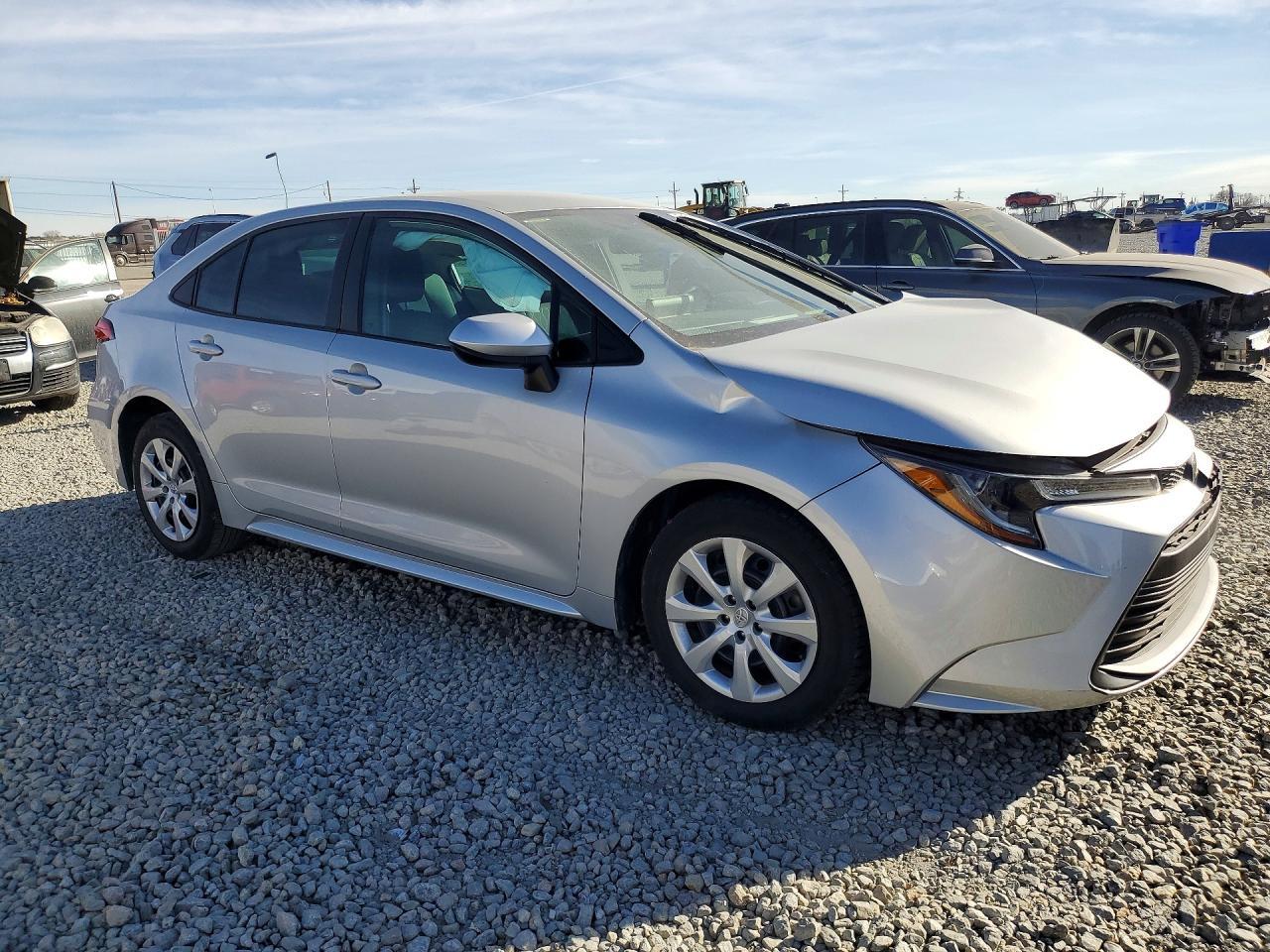 2024 TOYOTA COROLLA