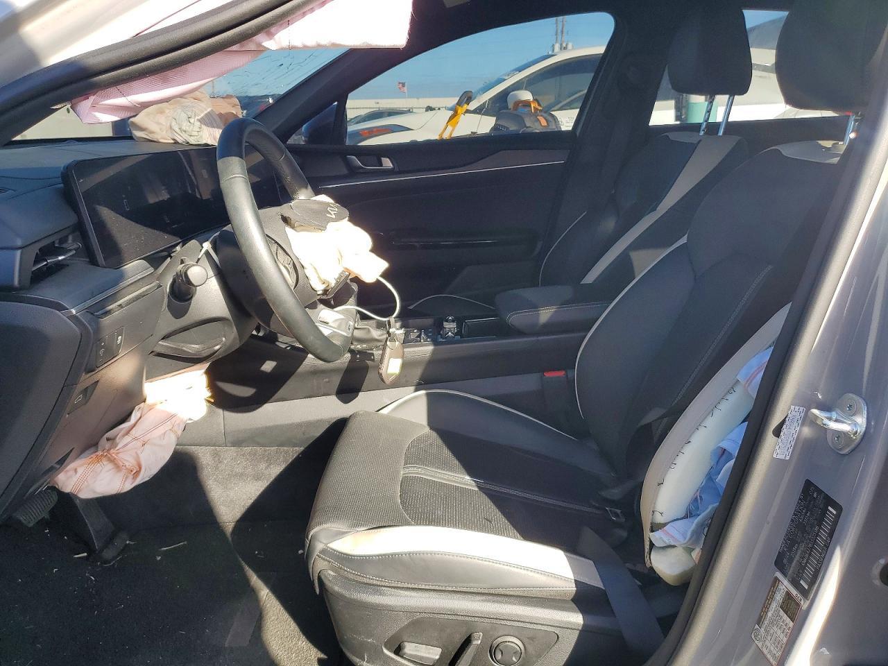 2025 KIA K5