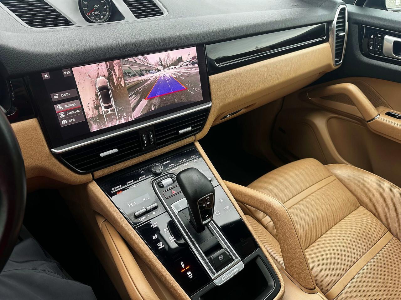2020 PORSCHE CAYENNE