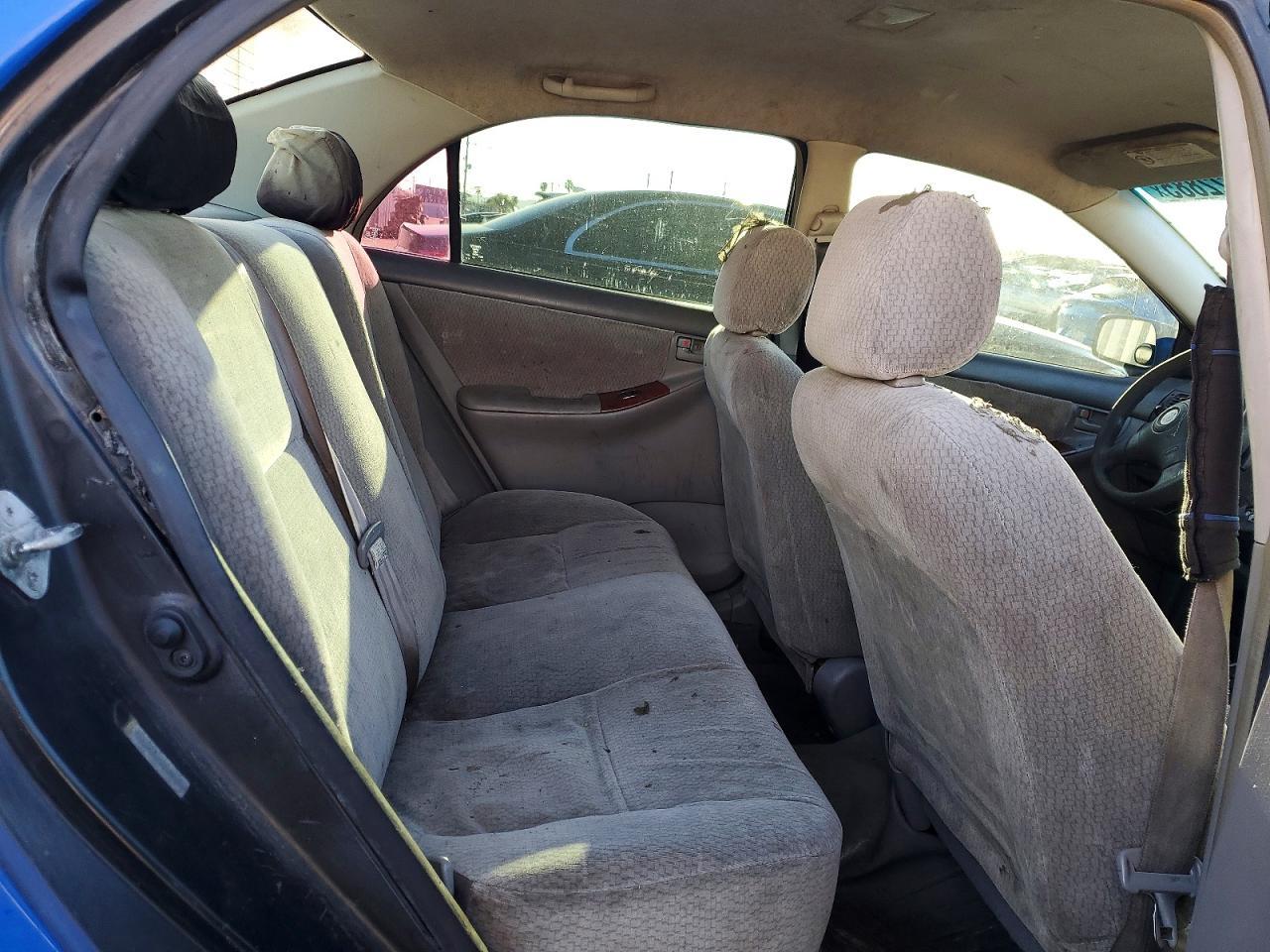 2004 TOYOTA COROLLA