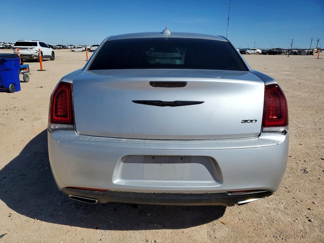 2020 CHRYSLER 300