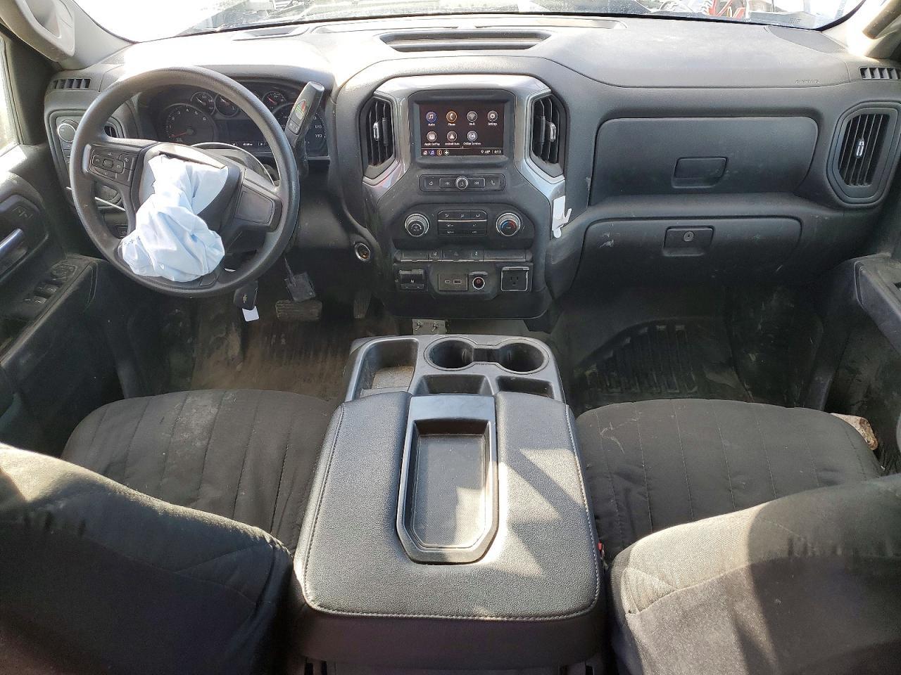 2024 CHEVROLET Silverado