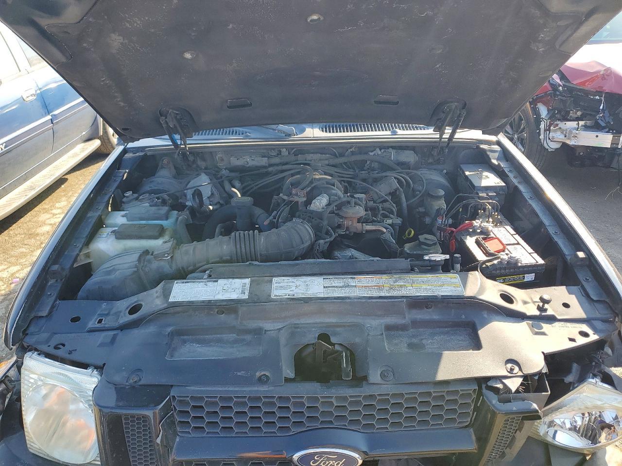 2001 FORD Explorer Sport Trac