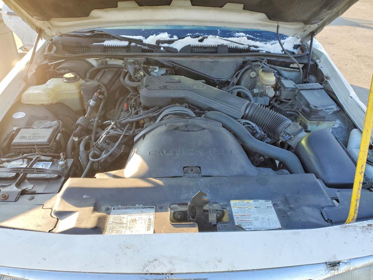 1995 FORD Crown Victoria