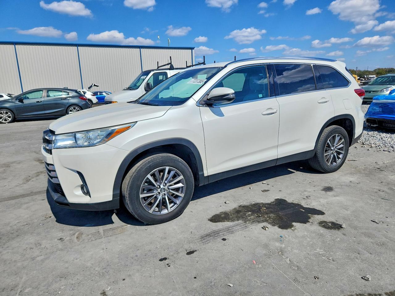 2019 TOYOTA HIGHLANDER