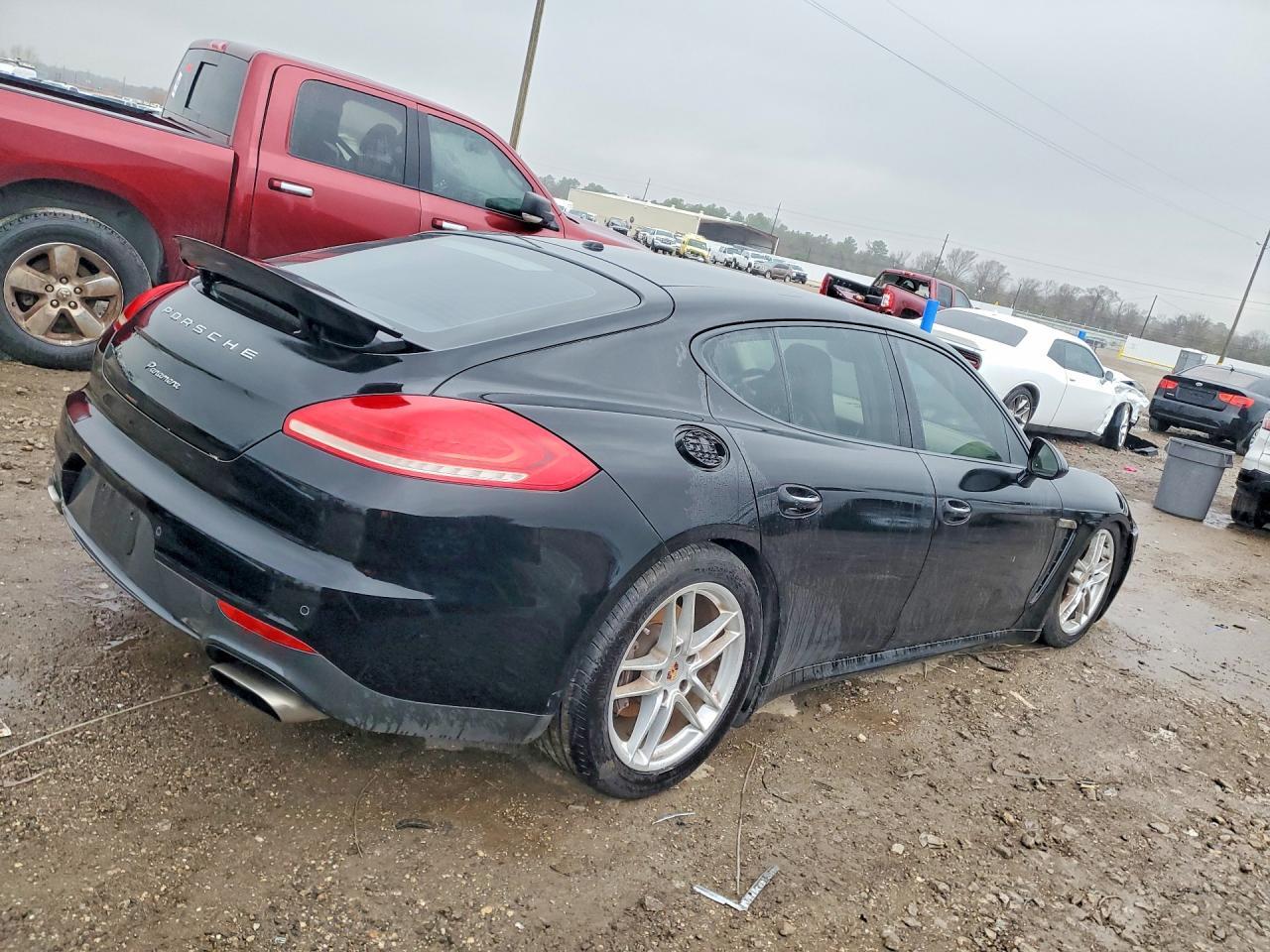 2014 PORSCHE Panamera