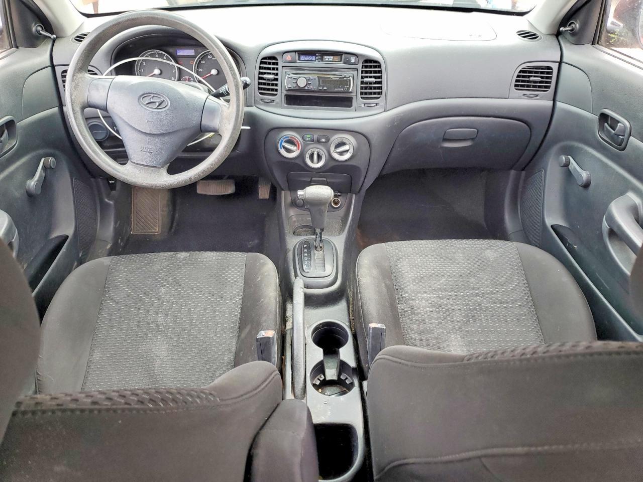 2010 HYUNDAI ACCENT
