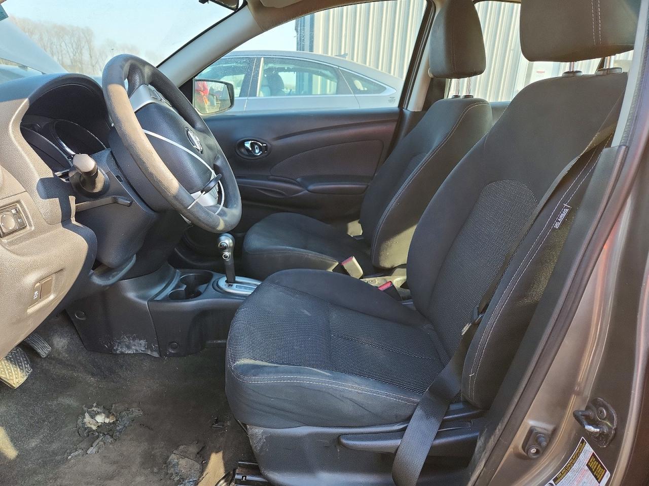 2016 NISSAN VERSA