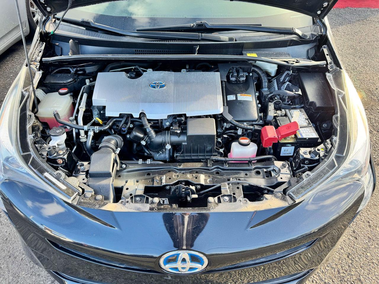2016 TOYOTA PRIUS